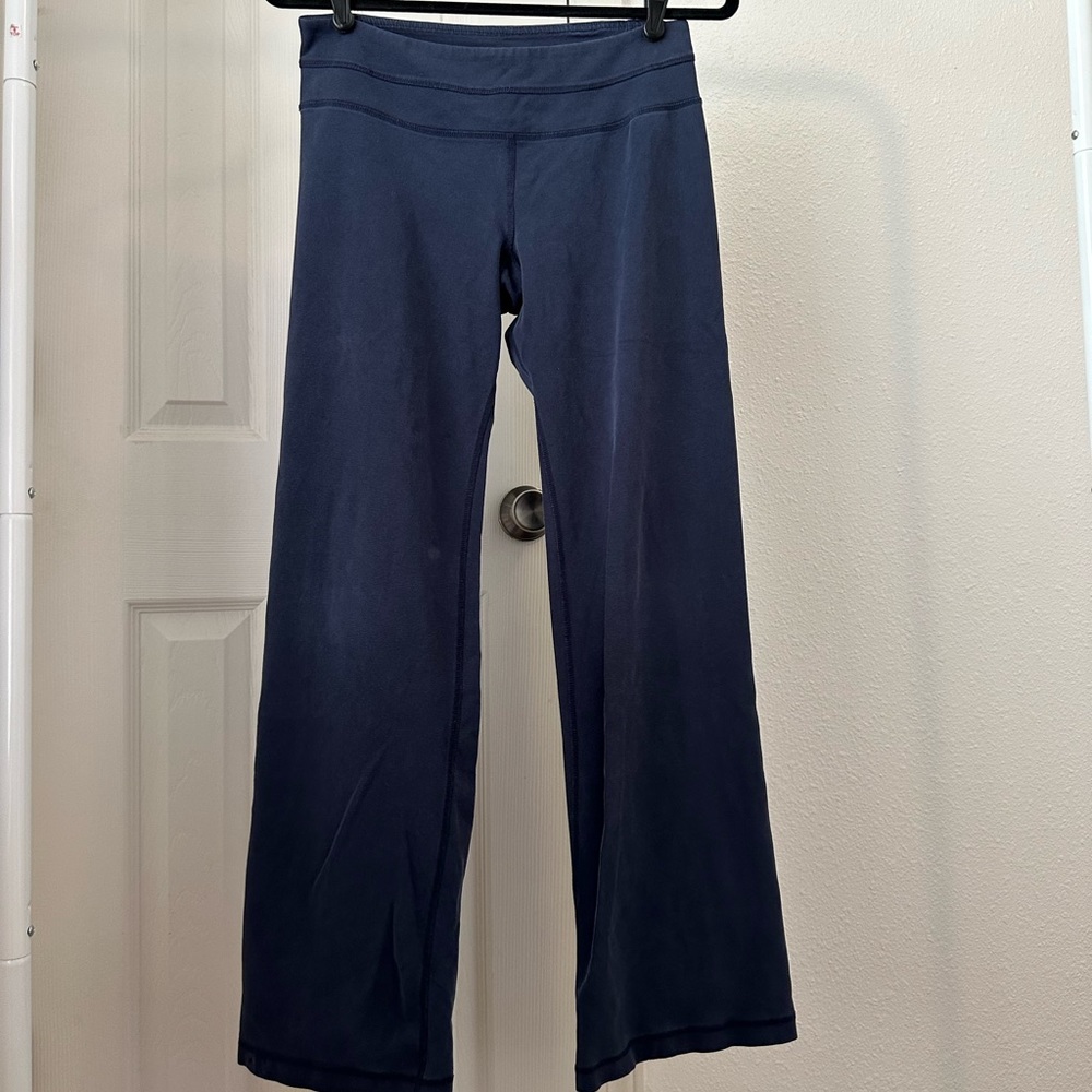 Navy blue flare leggings